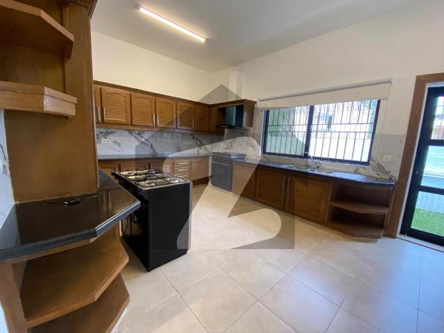 Beautiful House Available For Rent On Prime Location F 7