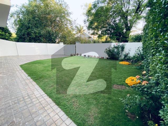 Beautiful house available for rent on prime location F 8