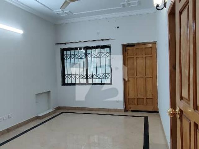 Beautiful House Available For Rent In F 11/3