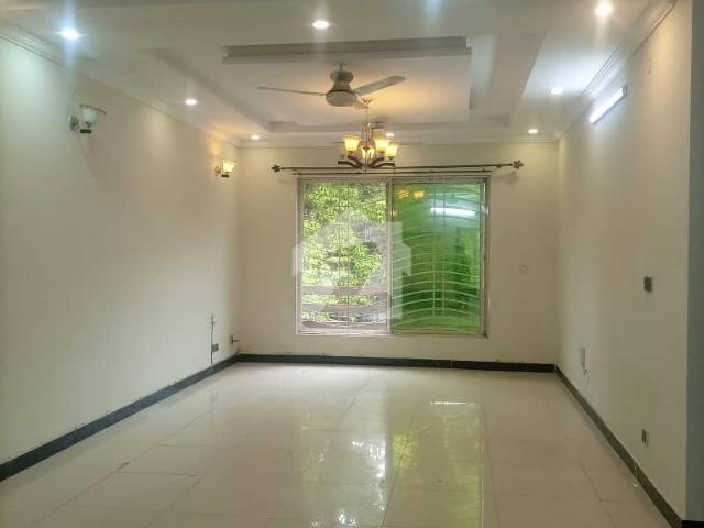 Beautiful House Available For Rent