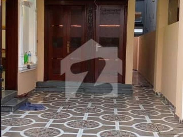 Beautiful House Good Location All Faisalteis Available 3 Bedroom Attached Washroom TV Lonch Kitchen