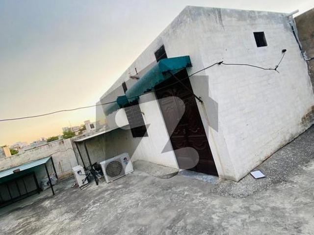 Beautiful House For A Big Family With A Car Porch Price Negotiation With Owner Directly Darul Islam Colony