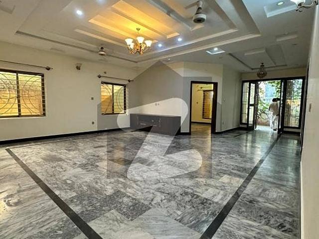 Beautiful House For Rent
