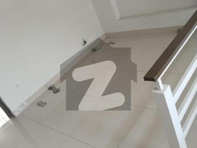 Beautiful House For Rent D 12/1