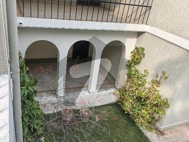 Beautiful House For Rent F 7