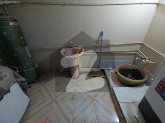 Beautiful house for sale 5 bed dd lounge gulistan e jauhar block 7