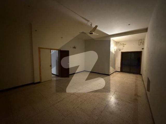 Beautiful House For Sale F 7