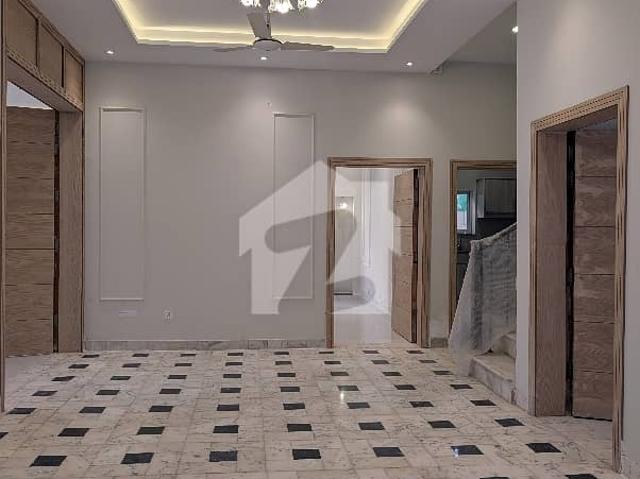 Beautiful House Fully Renovated House For Rent In F10