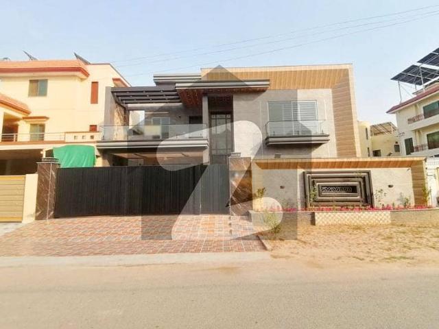 Beautiful House In Wapda Town
