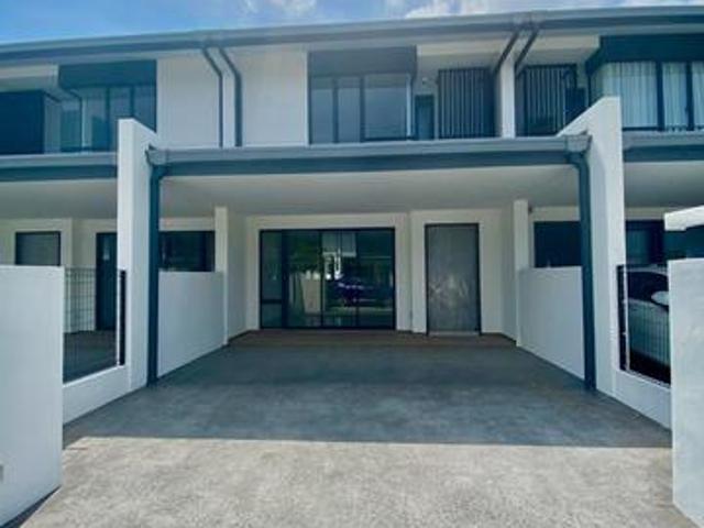 Beautiful House Nadira Sime Darby