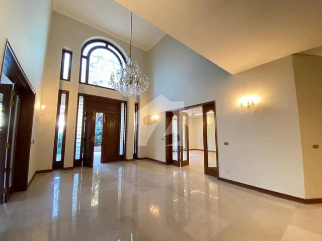 Beautiful House With Big Lawn Available For Rent On Prime Location