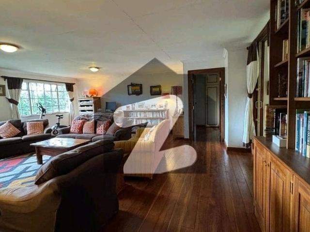 Beautiful House With Extra Land Available For Sale