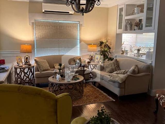 Beautiful House With Extra Land Available For Sale