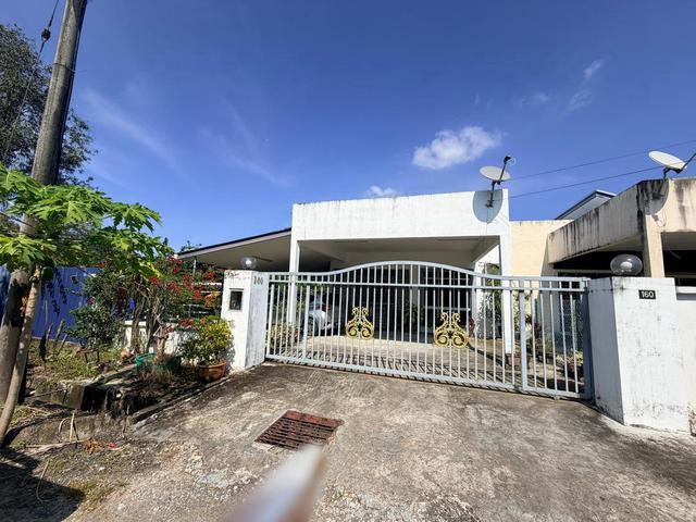 Beautiful Home in Taman Seri Awana