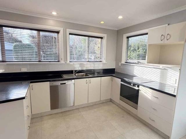 Beautiful Home In Ideal Location