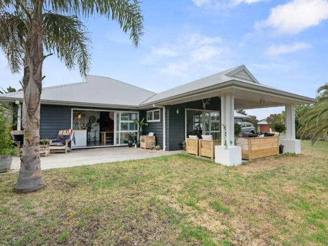 Beautiful Home in Papamoa Papamoa Beach
