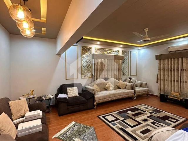 Beautiful HighRise Appartment