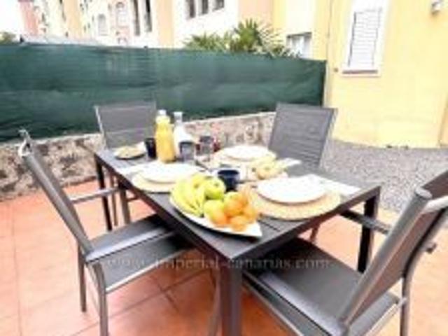 Beautiful one bedroom apartment just minutes from Puerto de la Cruz, in a nice residential building with a swimming pool and beautiful gardens