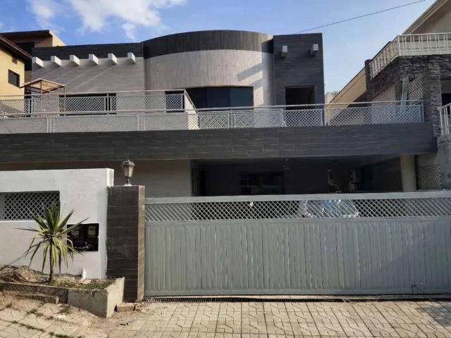 Beautiful one kanal house solid construction Rawalpindi Bahria Town Rawalpindi ID 03225