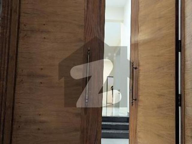 Beautiful Location 1 Kanal Independent Portion For Rent In Phase 7 Bahria Town Phase 7
