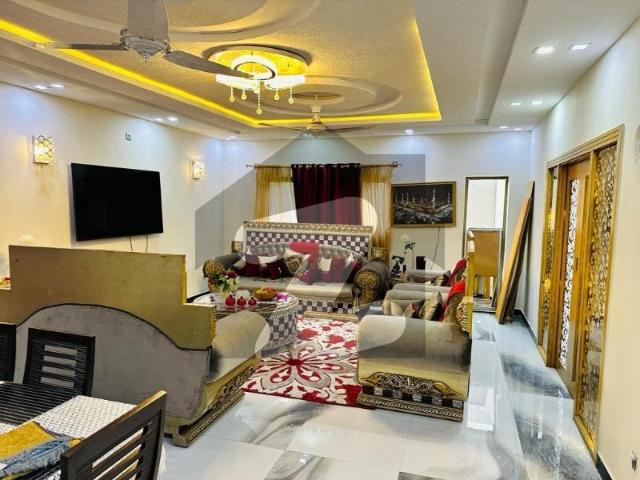 Beautiful location house for rent d 12
