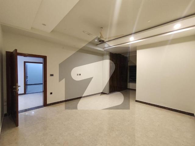 Beautiful location house for sale e 11