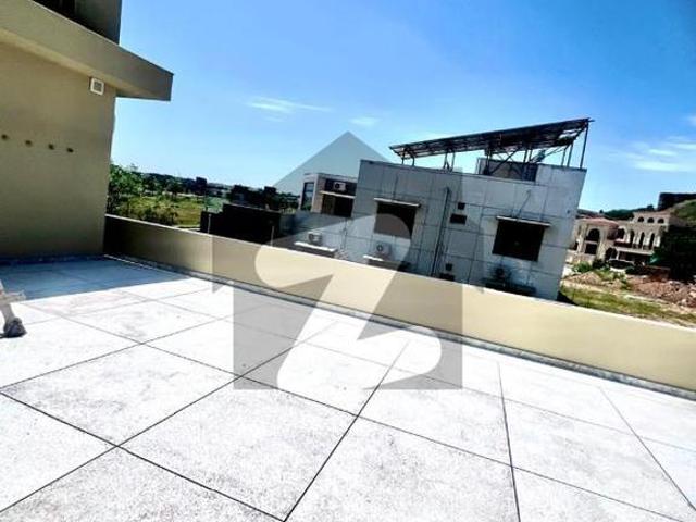 Beautiful Location Ideal House Near Masjid Park And School DHA Phase 3 Block B