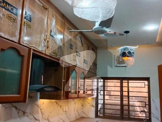 Beautiful location like brand new house for rent d 12