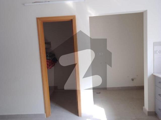 Beautiful location like brand new house for sale d 12/3