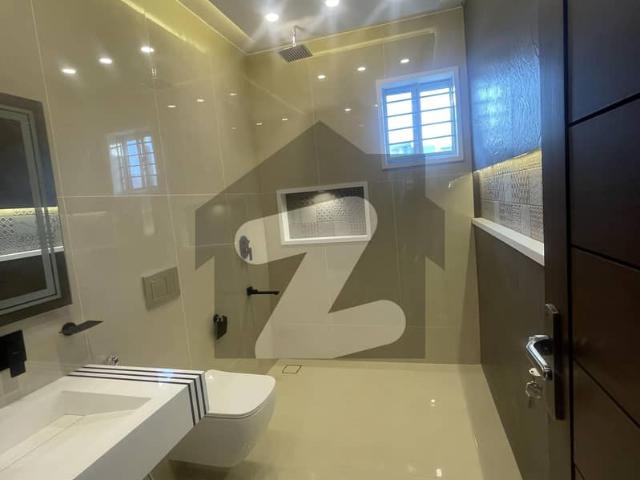 Beautiful location modern luxury house for sale solid construction