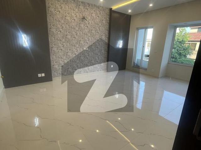 Beautiful location modern luxury house for sale solid construction d 12