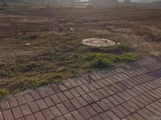 Beautiful location plot Islamabad Bahria Town ID 61160