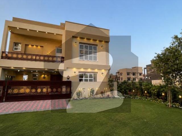 Beautiful Lawn And Very Low Price 11.5 Marla Brand New Corner Designer House For Sale Bahria Town Phase 8 Block M