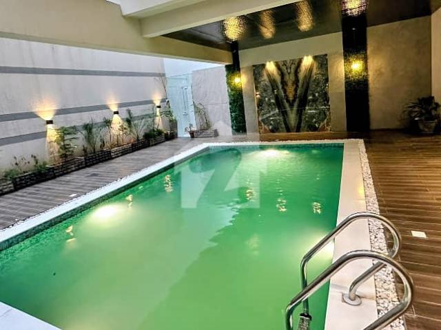 Beautiful Luxury 1500 Sq. Yards House For Sale In F 6 Islamabad | 7 Bedrooms | Prime VIP Location | CDA Transfer