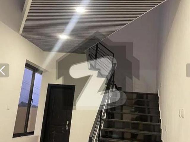 Beautiful Modern Villa 1 Kanal Parking For 2 Vehicles Sector D 4
