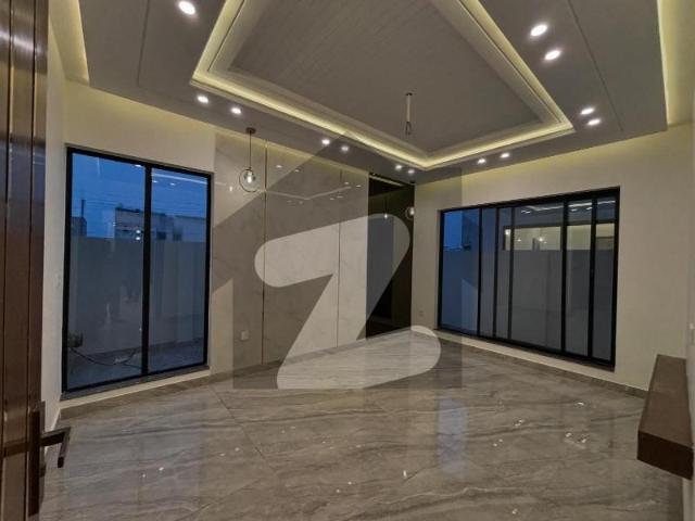 10 Marla Luxury House For Sale in Royal Orchard Multan | Prime Location | Modern Design Royal Orchard