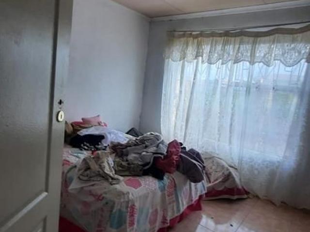 Beautiful Modern 3 Bedroom House for sale Cash Prefered On the R71 Road, Mankweng Neg