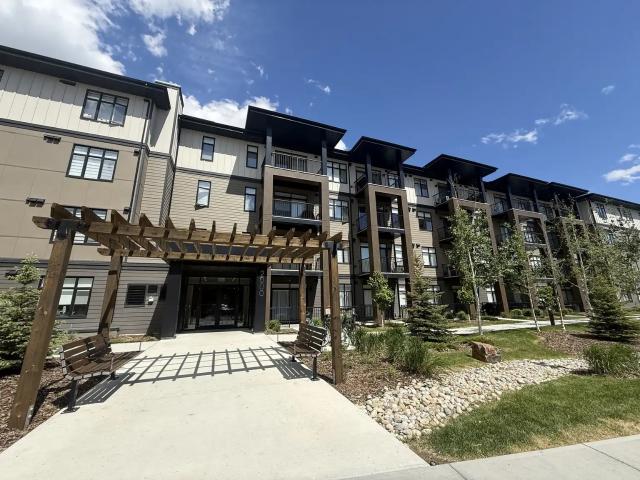 Beautiful Main Floor Condo | 2 Bedrooms + 1 Bath | Bright & Inviting Living Space