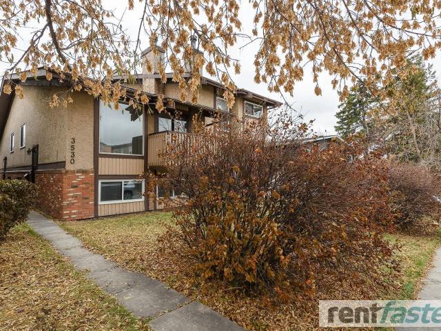 BEAUTIFUL MARDA LOOP 2 BEDROOM 1 BATH TOWNHOUSE