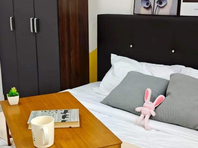 Beautiful Master and Medium Room @ Queensbay/ Bayan Lepas