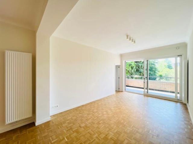 Beautiful new apartment with 4 bedrooms + terrace!