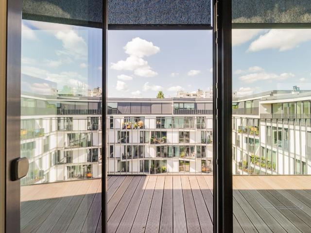 Beautiful new build roof top one bedroom apartment in Alt Treptow