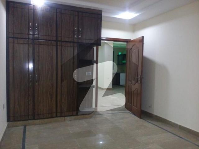 Beautiful New Flat Is For Rent Wapda Town