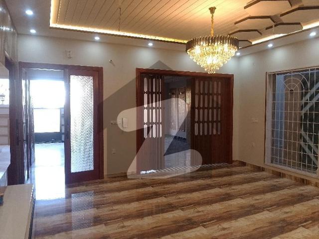 Beautiful New House That'S Marla Jeewan City Phase 6