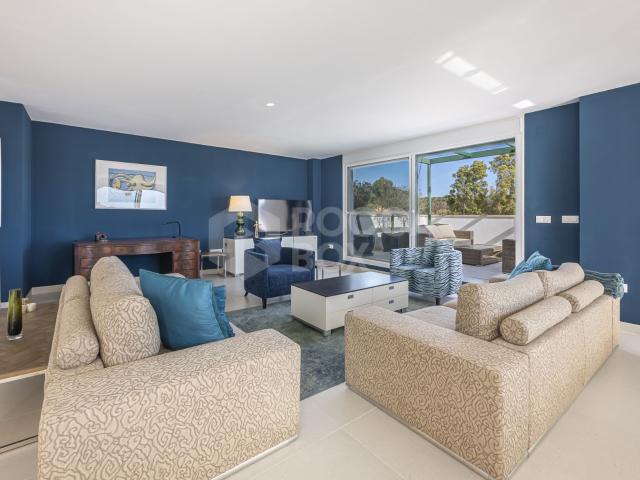 Beautiful Southwest Facing Three Bedroom with Two Large Terraces in La Rerserva