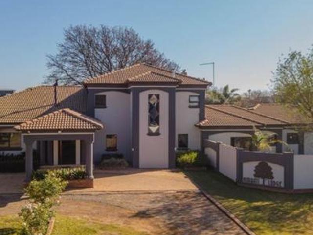 beautiful seven bedroom home on the.