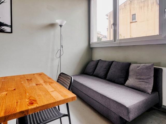 Single room in Via Ambrogio Binda