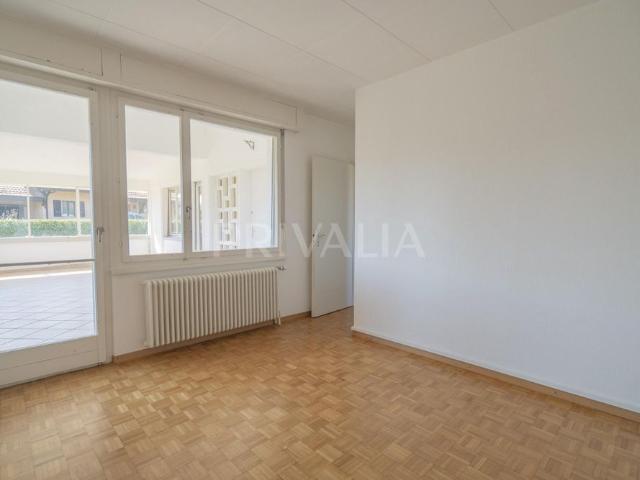 Beautiful single villa with garden in the heart of the Geneva countryside