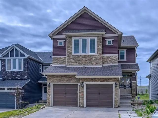 Beautiful, Spacious & bright 2 bedroom Legal basement for rent in Nolan Hill NW