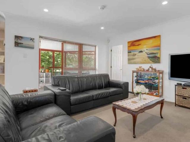 Beautiful Spacious Family Home